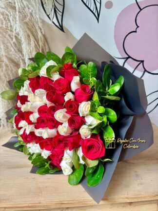 BOUQUET DE 60 ROSAS