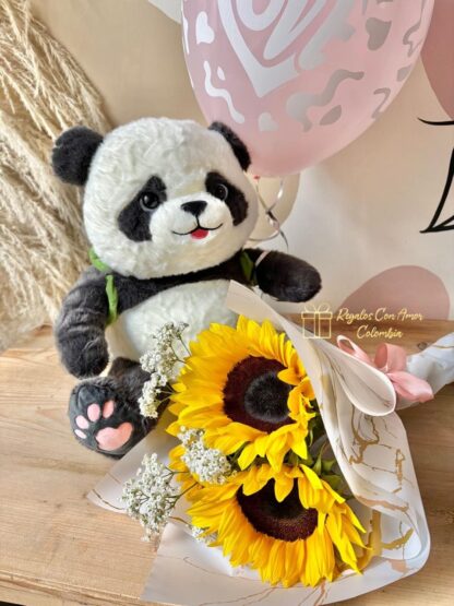 OSO PANDA O NUTRIA CON GIRASOLES