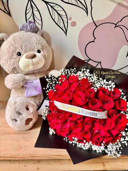 OSO LOVE CON ROSAS