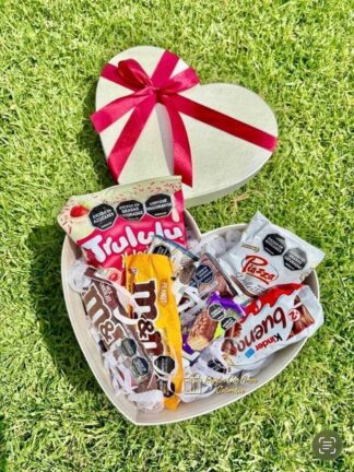 CORAZON DE CHOCOLATES